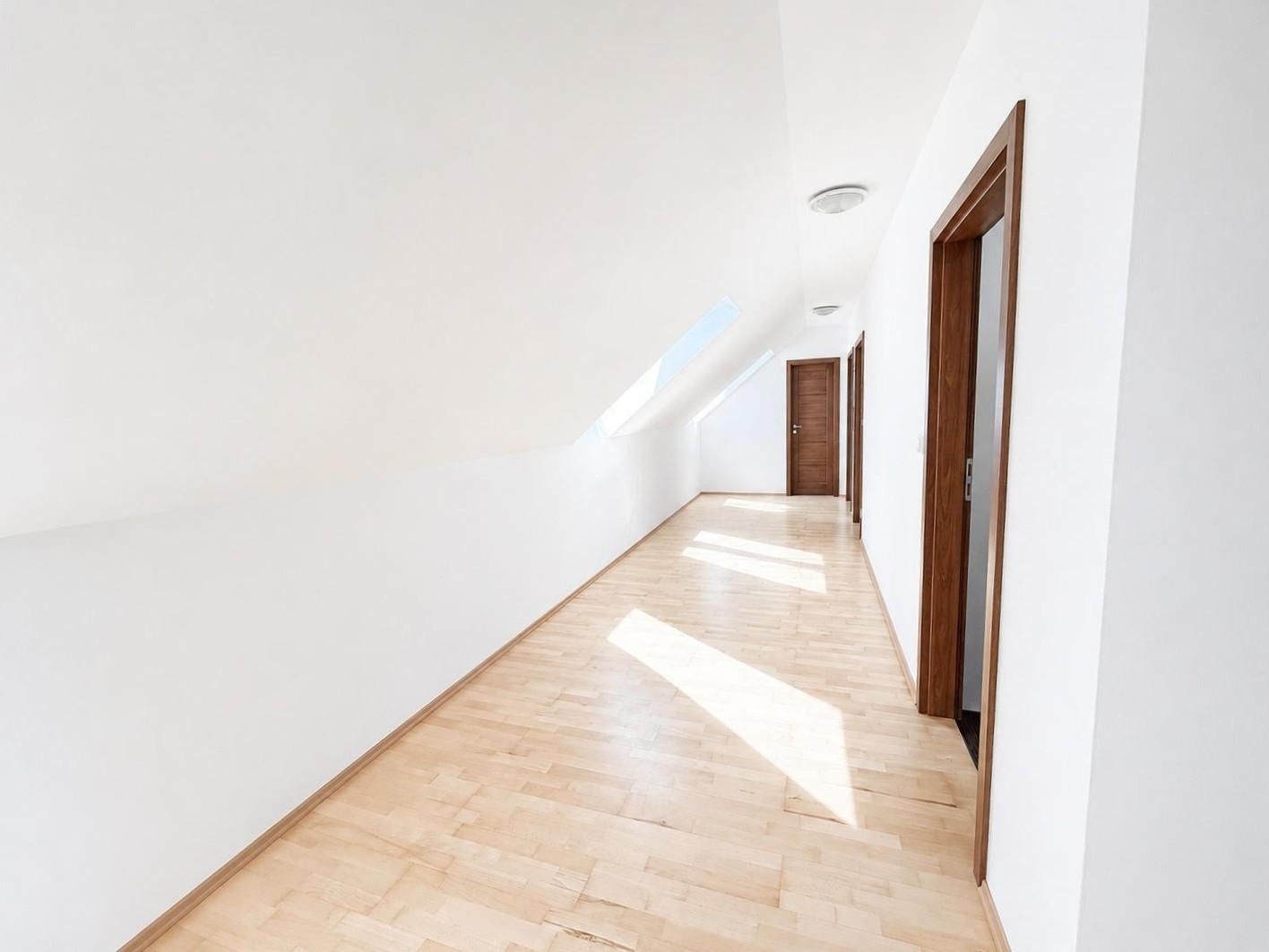 Prodej domu 200 m² - foto 14