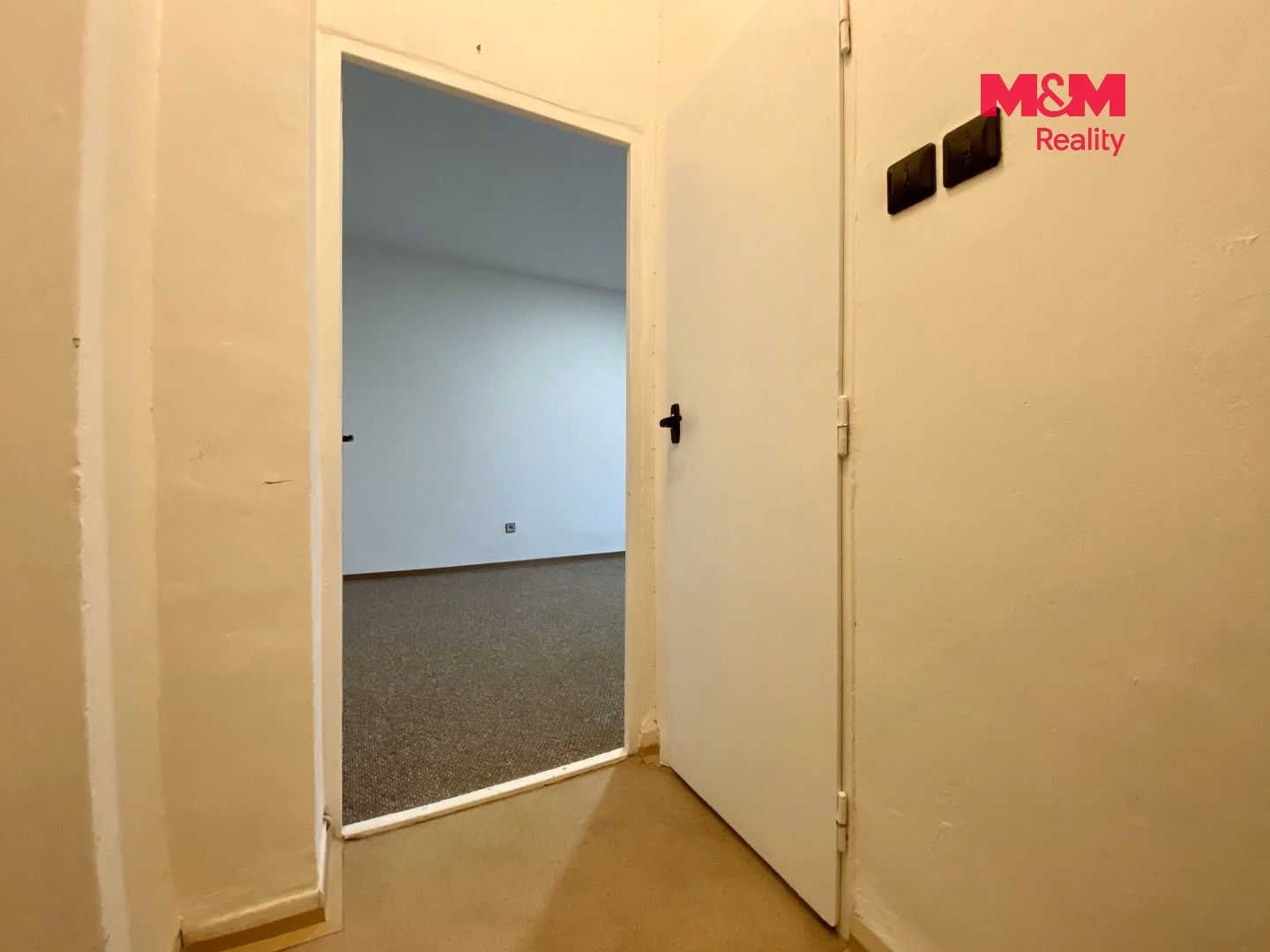 Pronájem bytu 1+kk 28 m² - foto 10