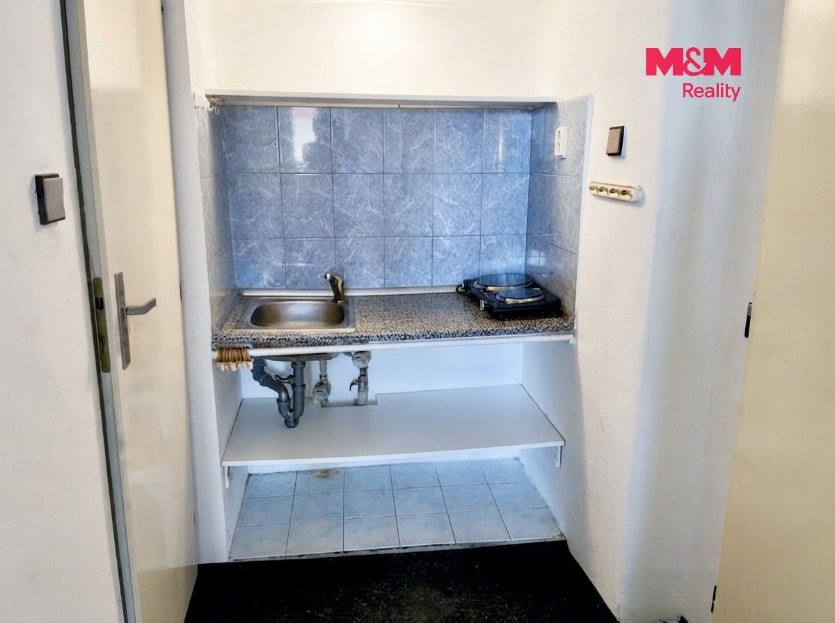 Pronájem bytu 1+kk 17 m² - foto 3