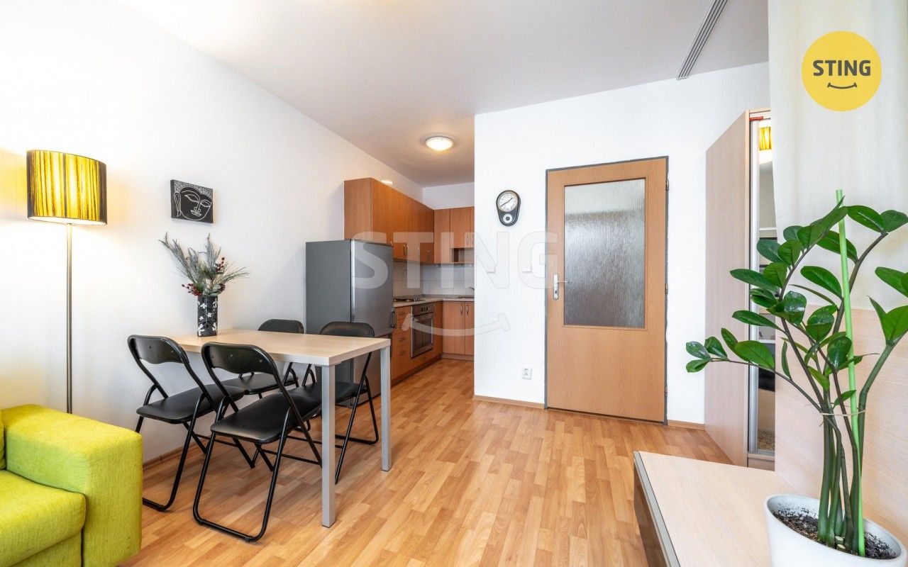 Prodej bytu 1+kk 30 m² - foto 1