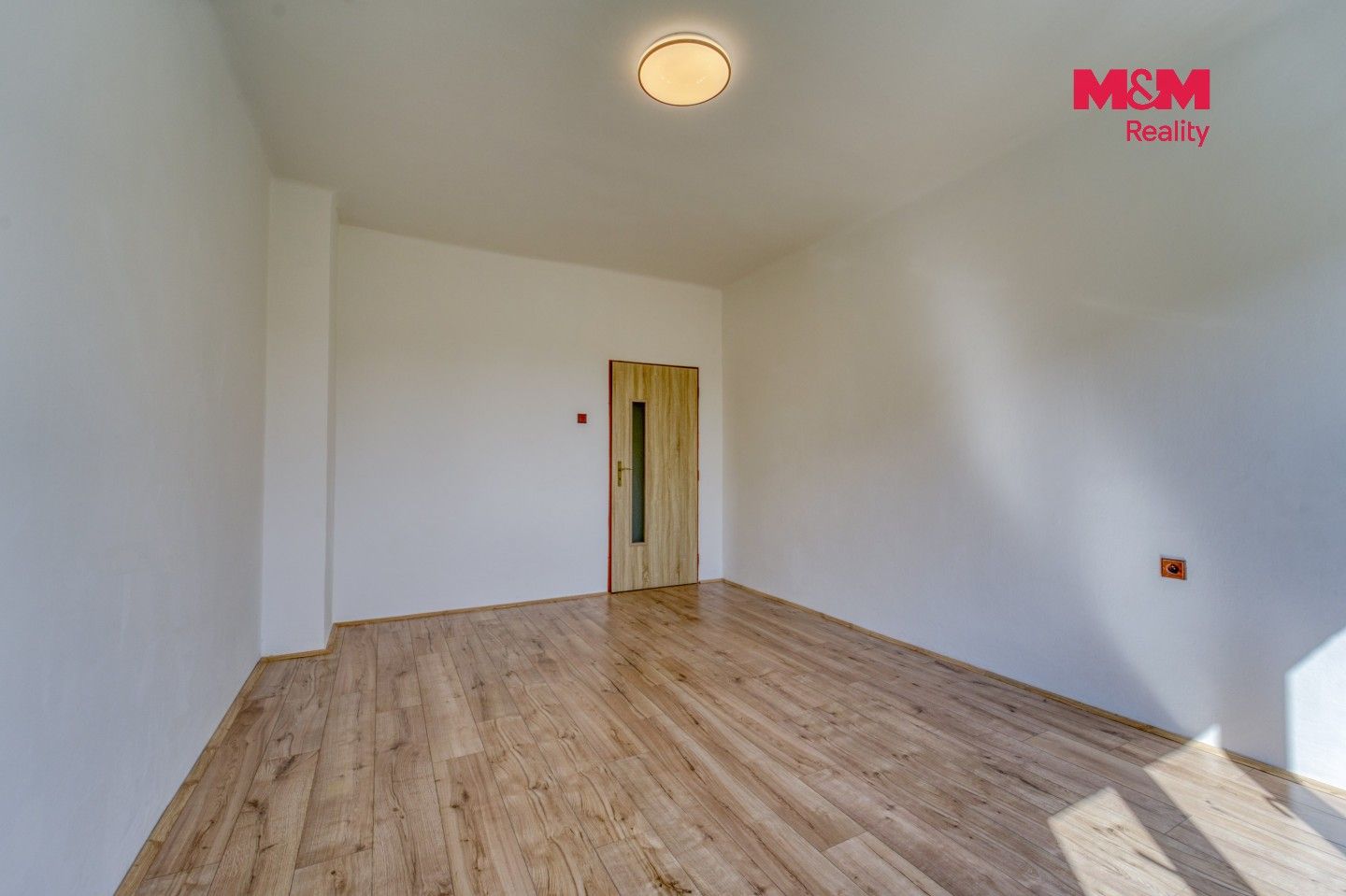 Pronájem bytu 3+1 72 m² - foto 8