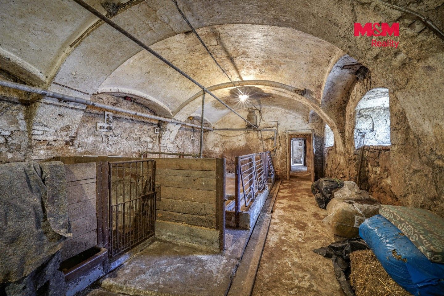 Prodej komerčního prostoru 171 m² - foto 37