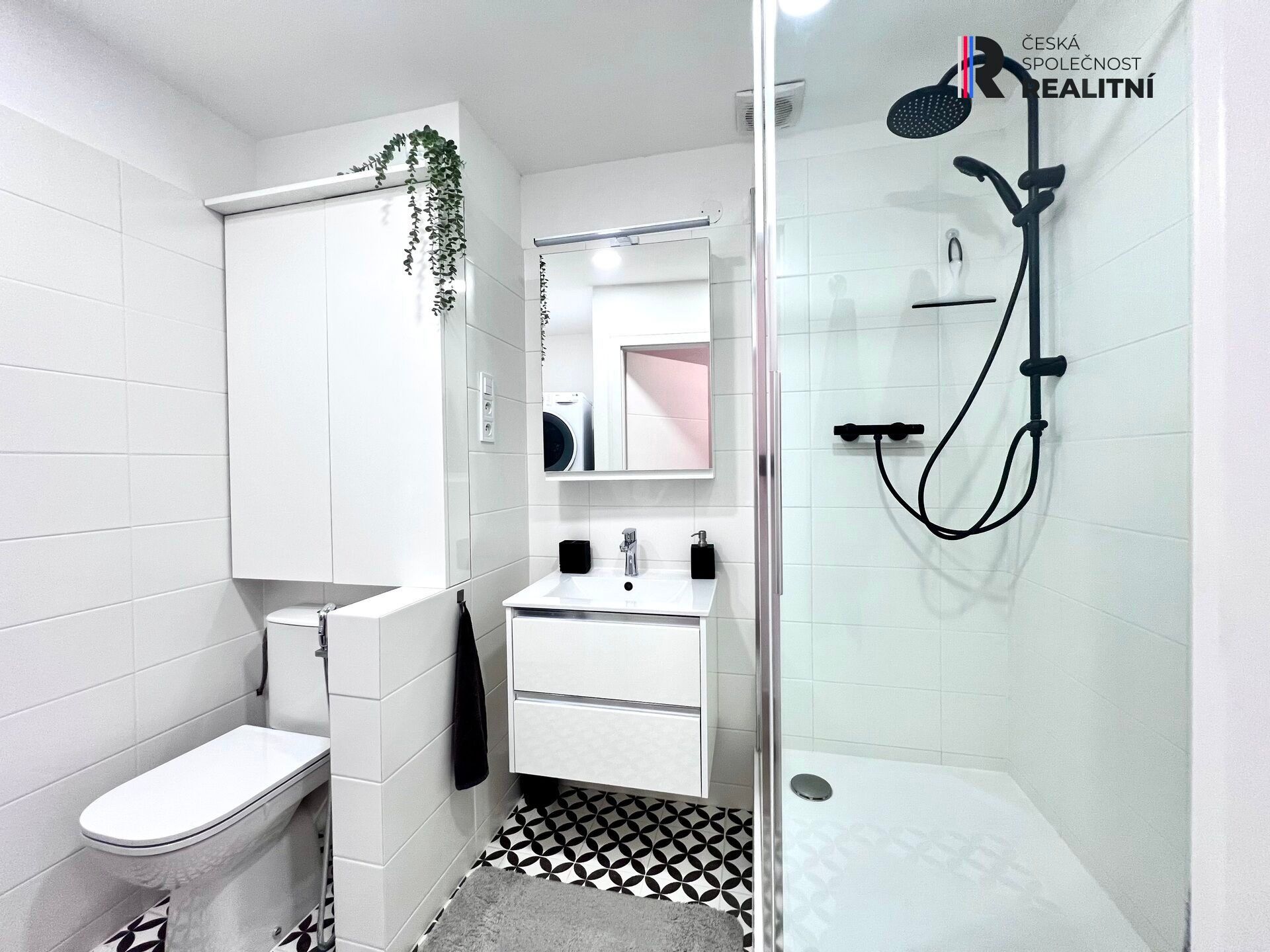Pronájem bytu 2+1 58 m² - foto 5