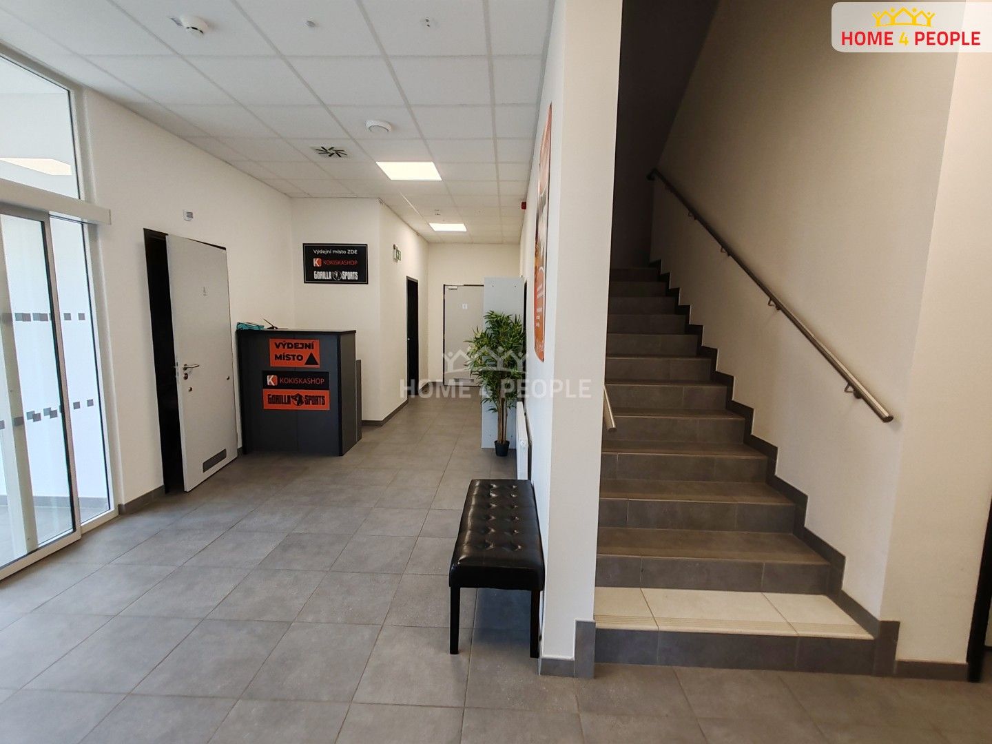 Pronájem komerčního prostoru 4400 m² - foto 11