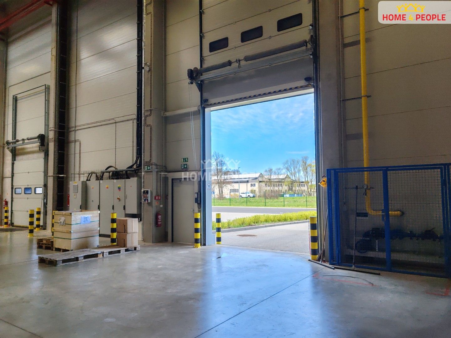 Pronájem komerčního prostoru 4400 m² - foto 21