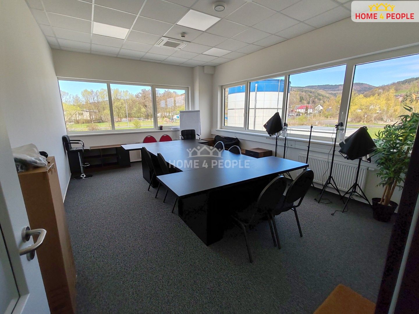 Pronájem komerčního prostoru 4400 m² - foto 24