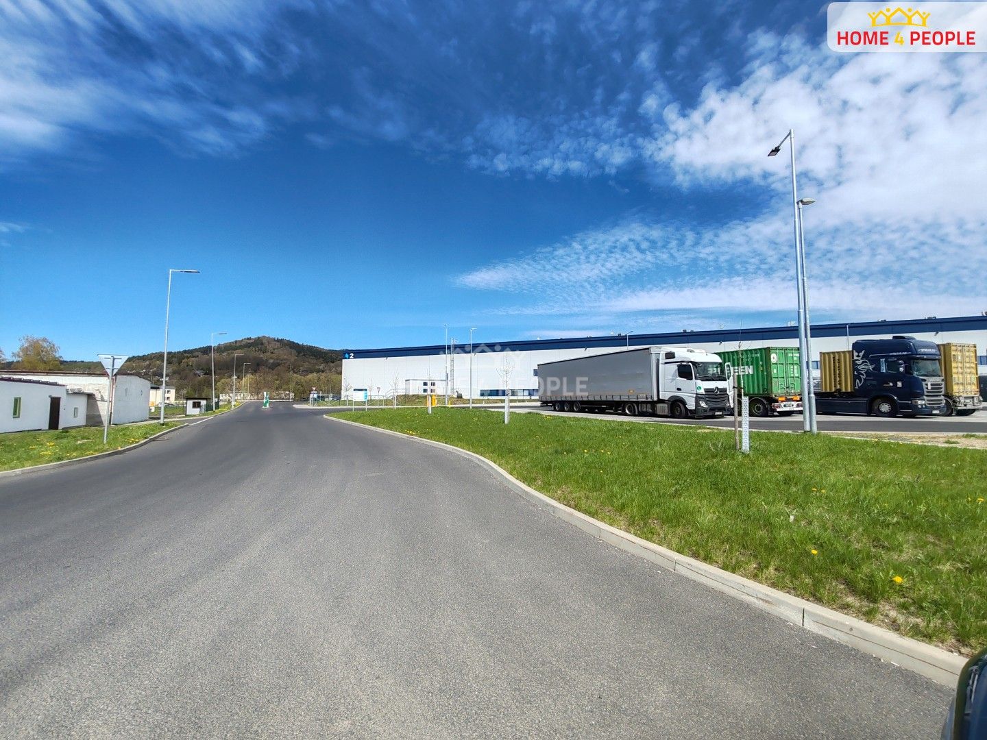 Pronájem komerčního prostoru 4400 m² - foto 30