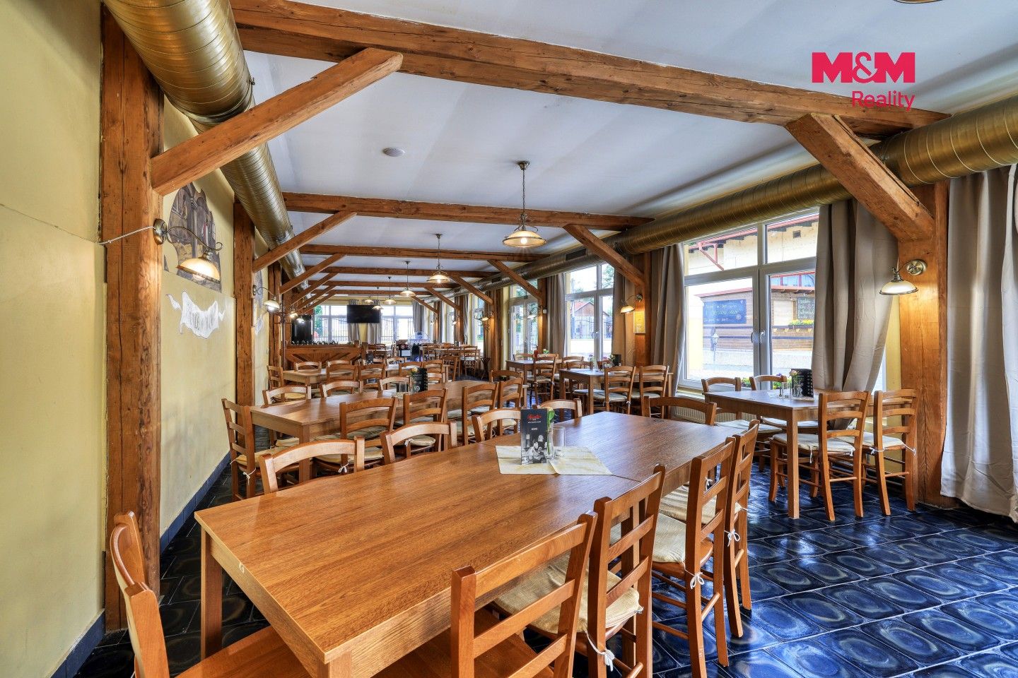 Prodej komerčního prostoru 8700 m² - foto 12