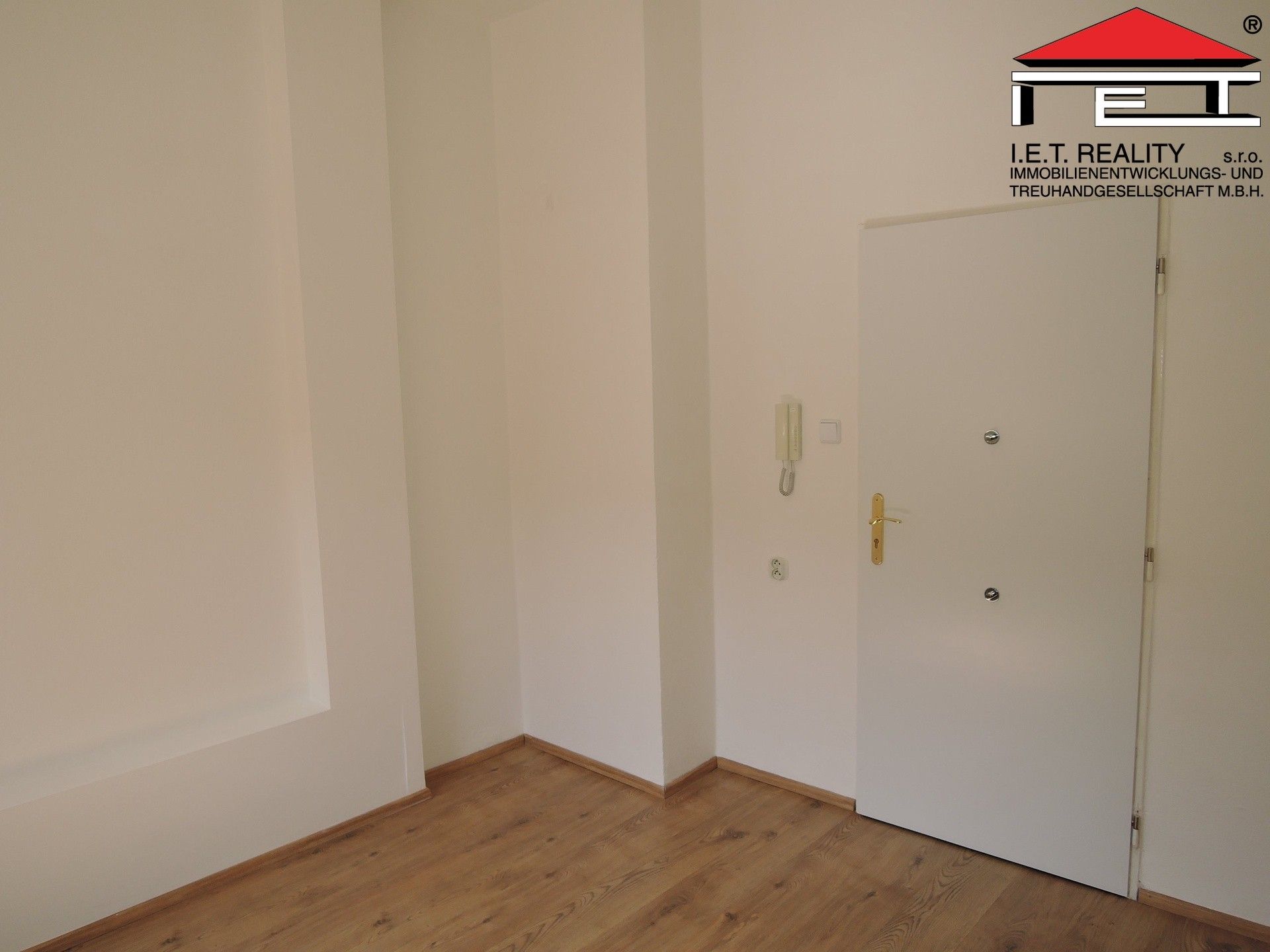 Pronájem komerčního prostoru 10 m² - foto 7