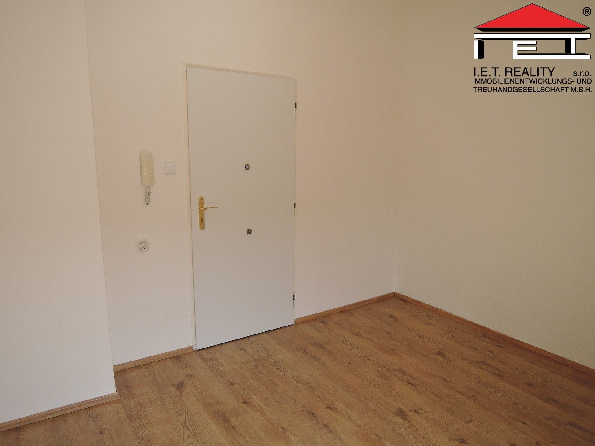 Pronájem komerčního prostoru 10 m² - foto 8