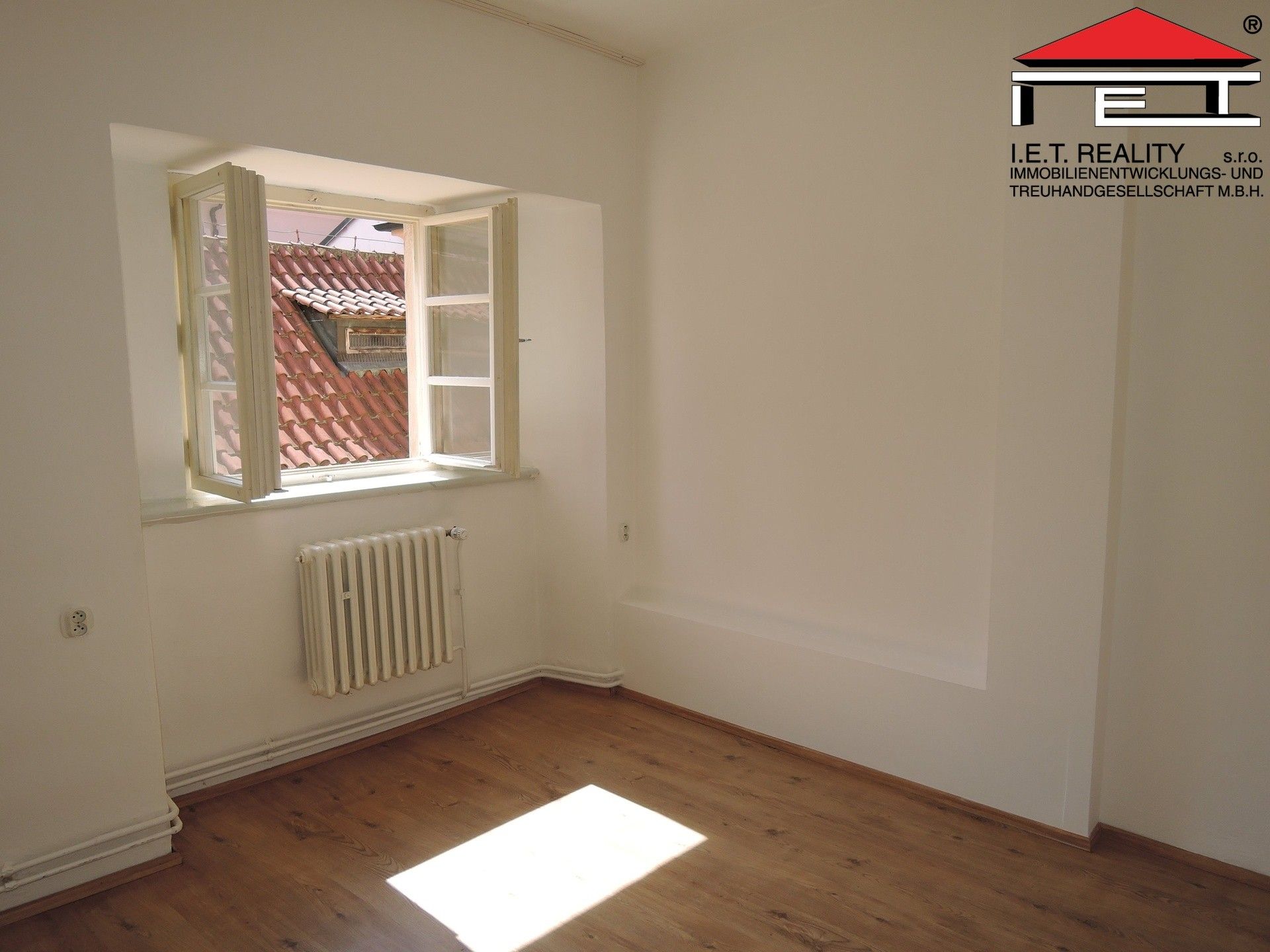 Pronájem komerčního prostoru 10 m² - foto 1