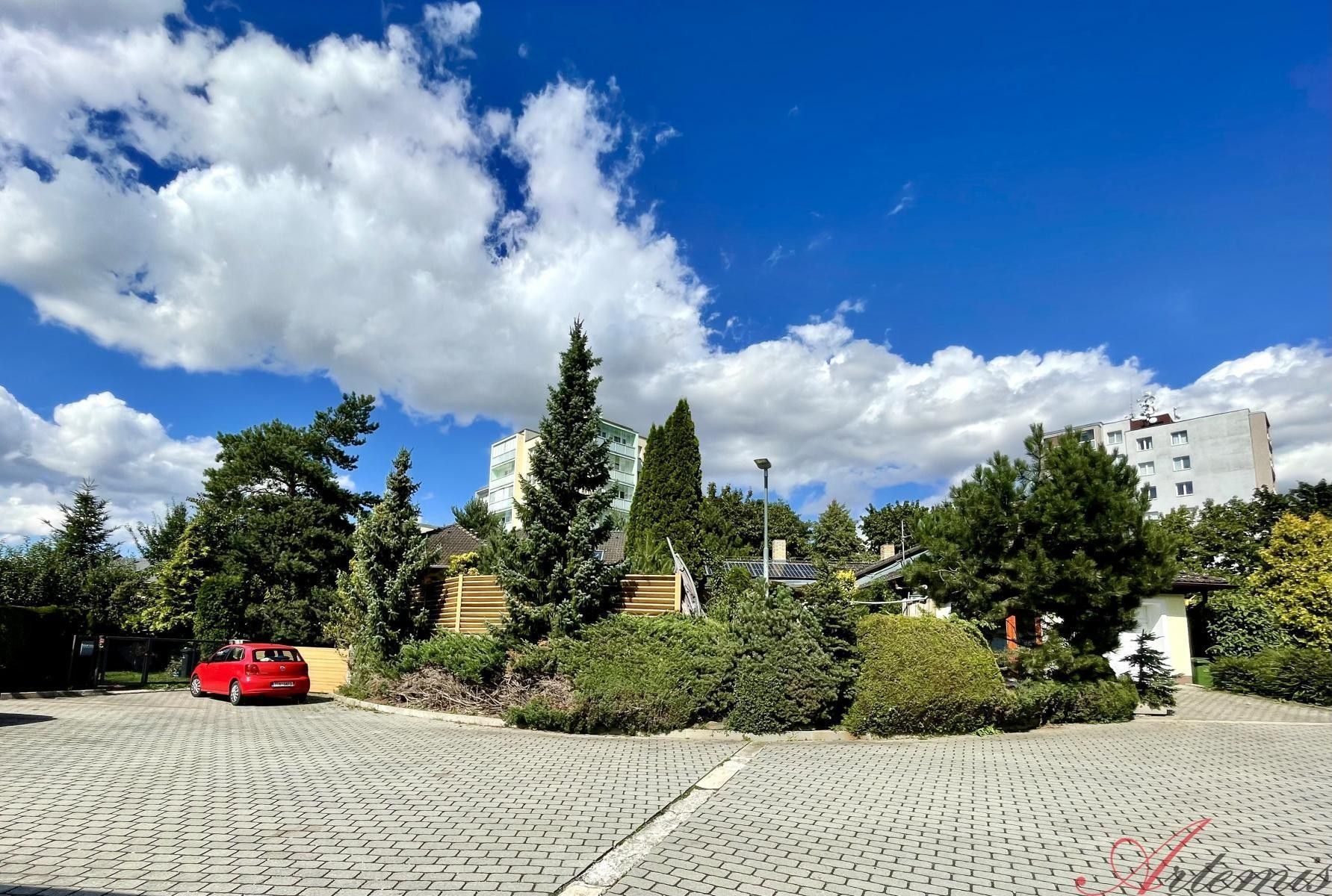 Prodej domu 380 m² - foto 2