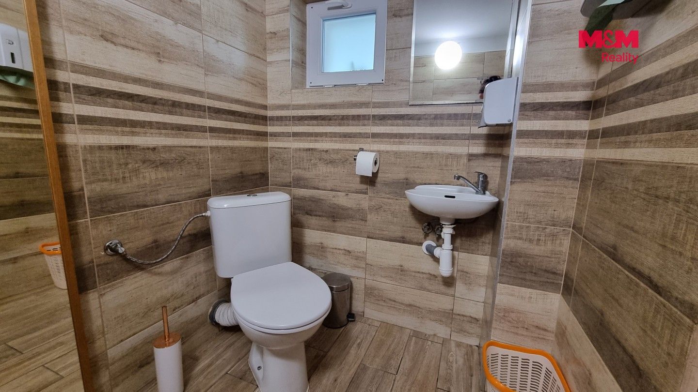 Pronájem komerčního prostoru 150 m² - foto 7