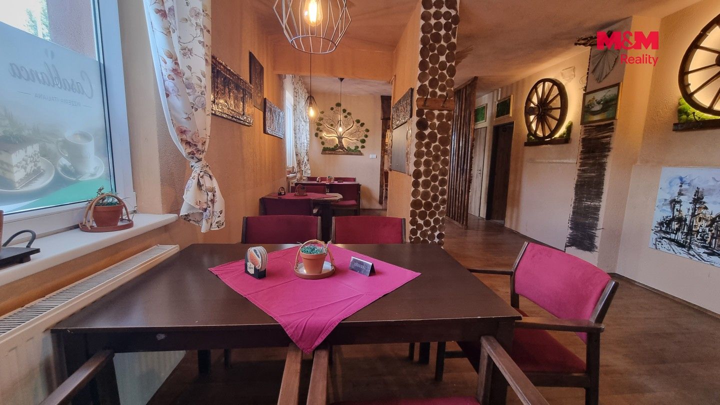 Pronájem komerčního prostoru 150 m² - foto 6