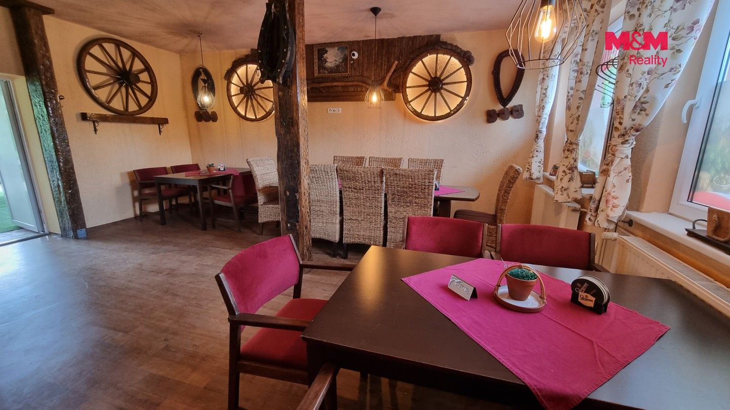 Pronájem komerčního prostoru 150 m² - foto 8