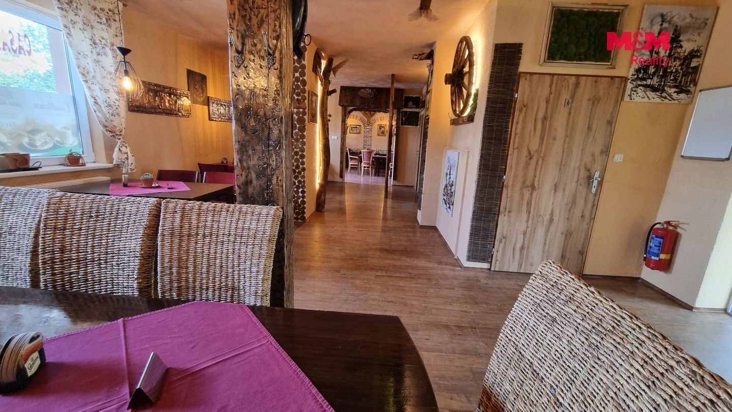 Pronájem komerčního prostoru 150 m² - foto 13