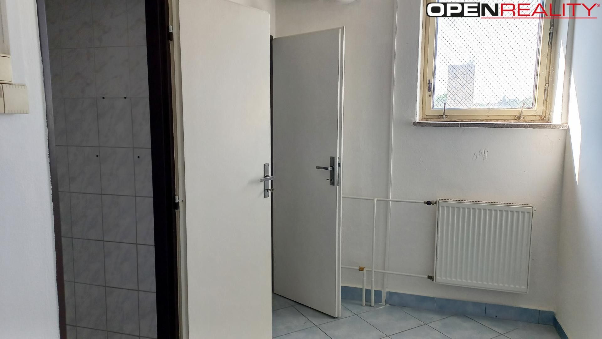 Pronájem komerčního prostoru 565 m² - foto 18