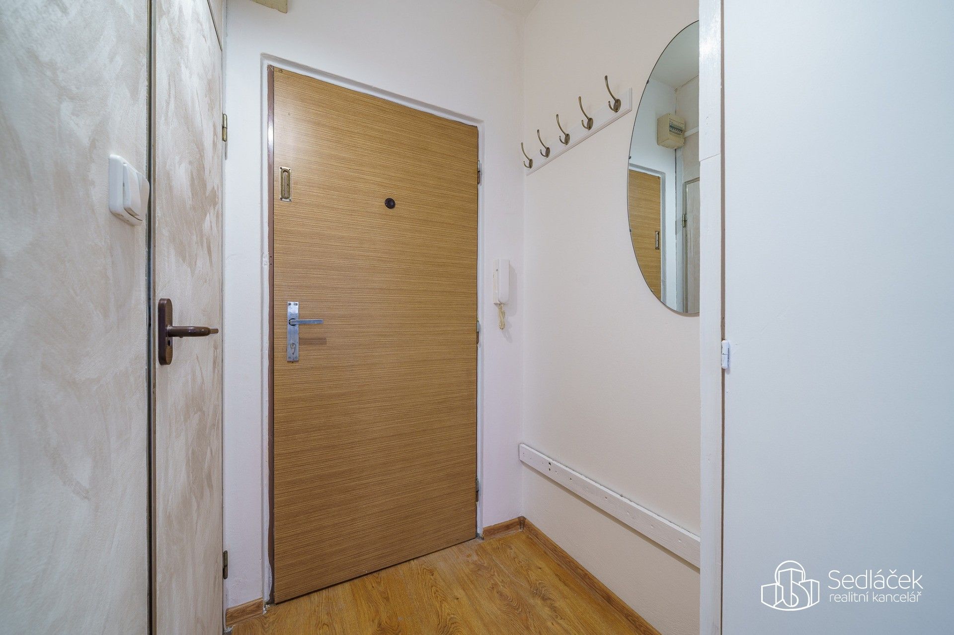 Pronájem bytu 1+1 38 m² - foto 11