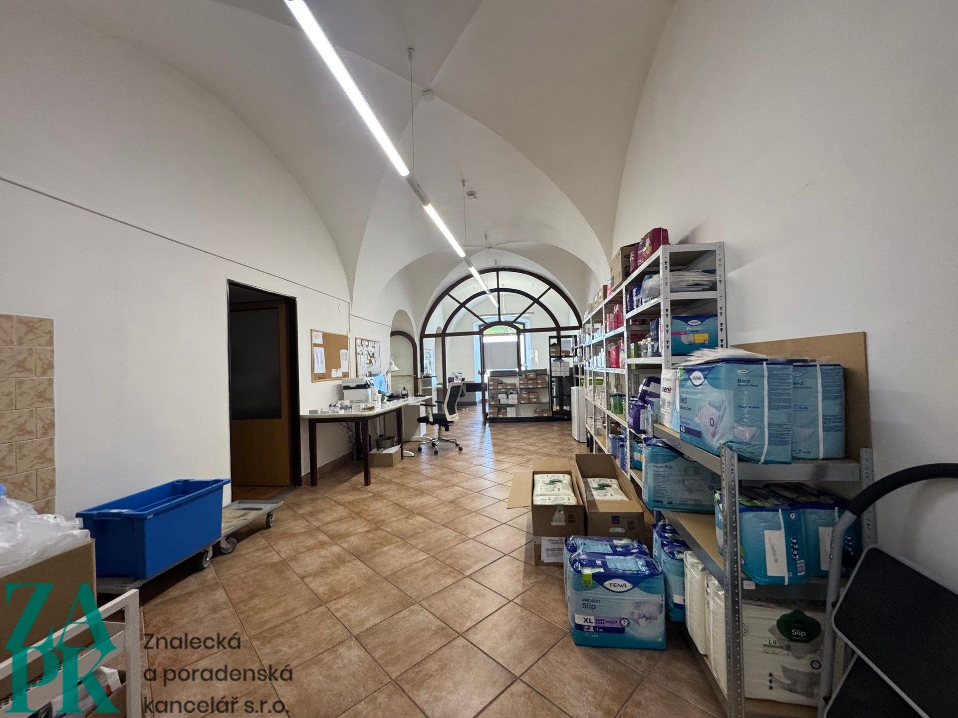 Pronájem komerčního prostoru 226 m² - foto 11