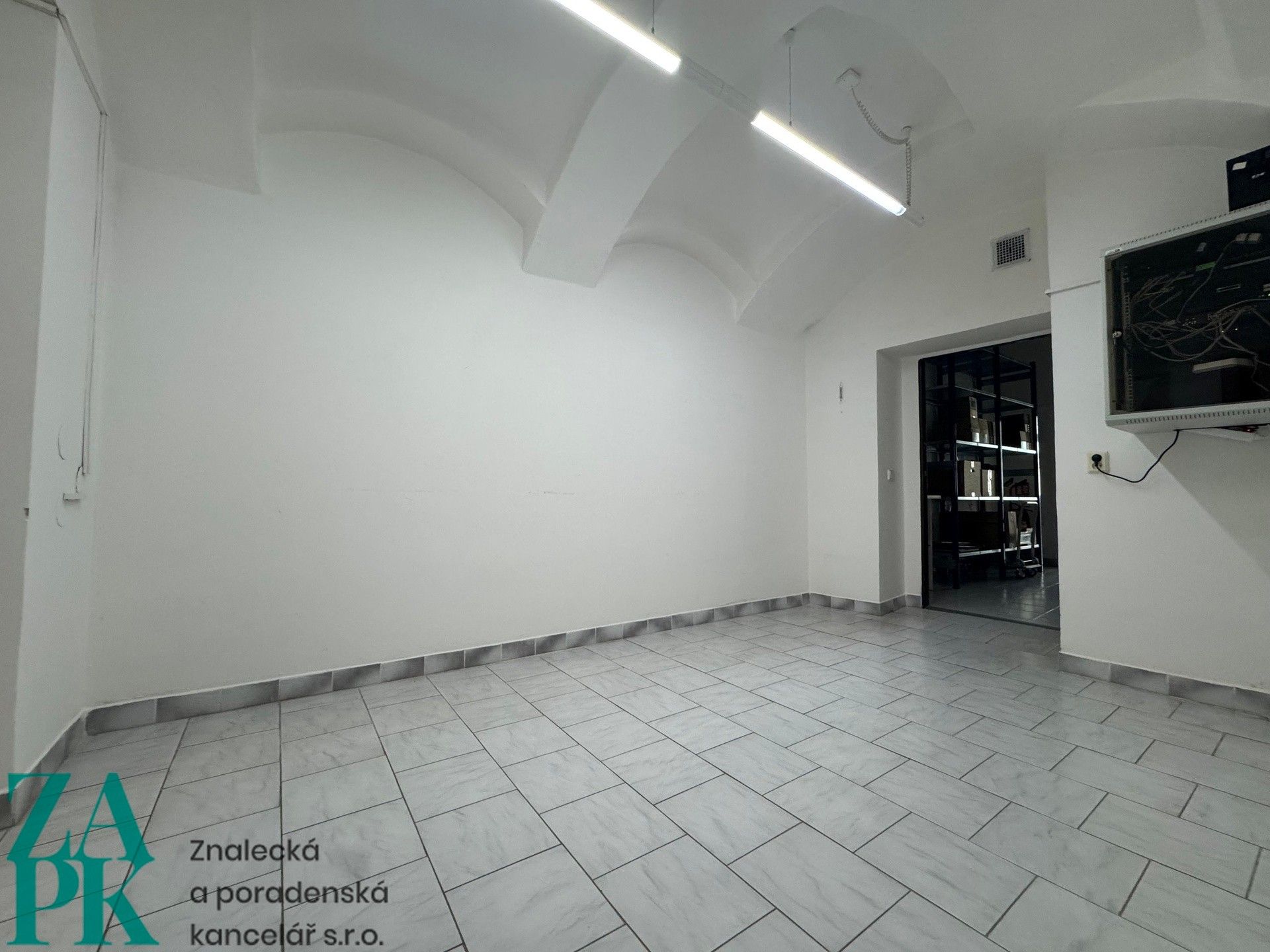 Pronájem komerčního prostoru 226 m² - foto 29