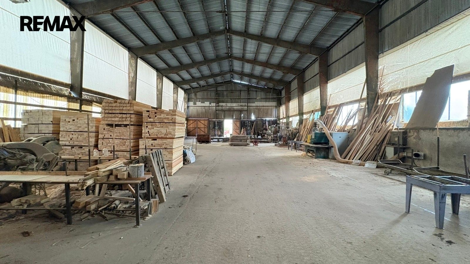 Prodej komerčního prostoru 38387 m² - foto 15