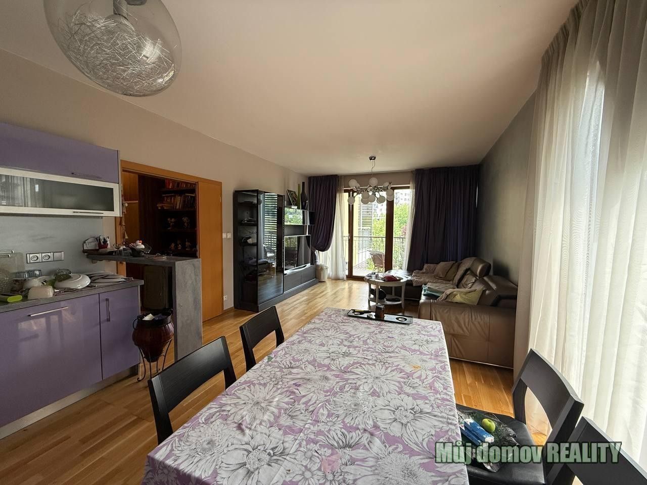 Pronájem bytu 3+kk 89 m² - foto 5