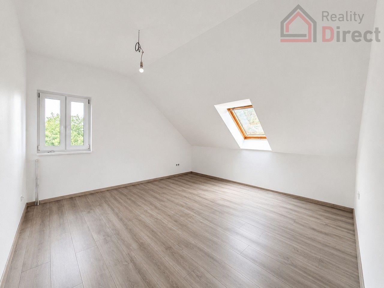 Pronájem bytu 2+1 64 m² - foto 3