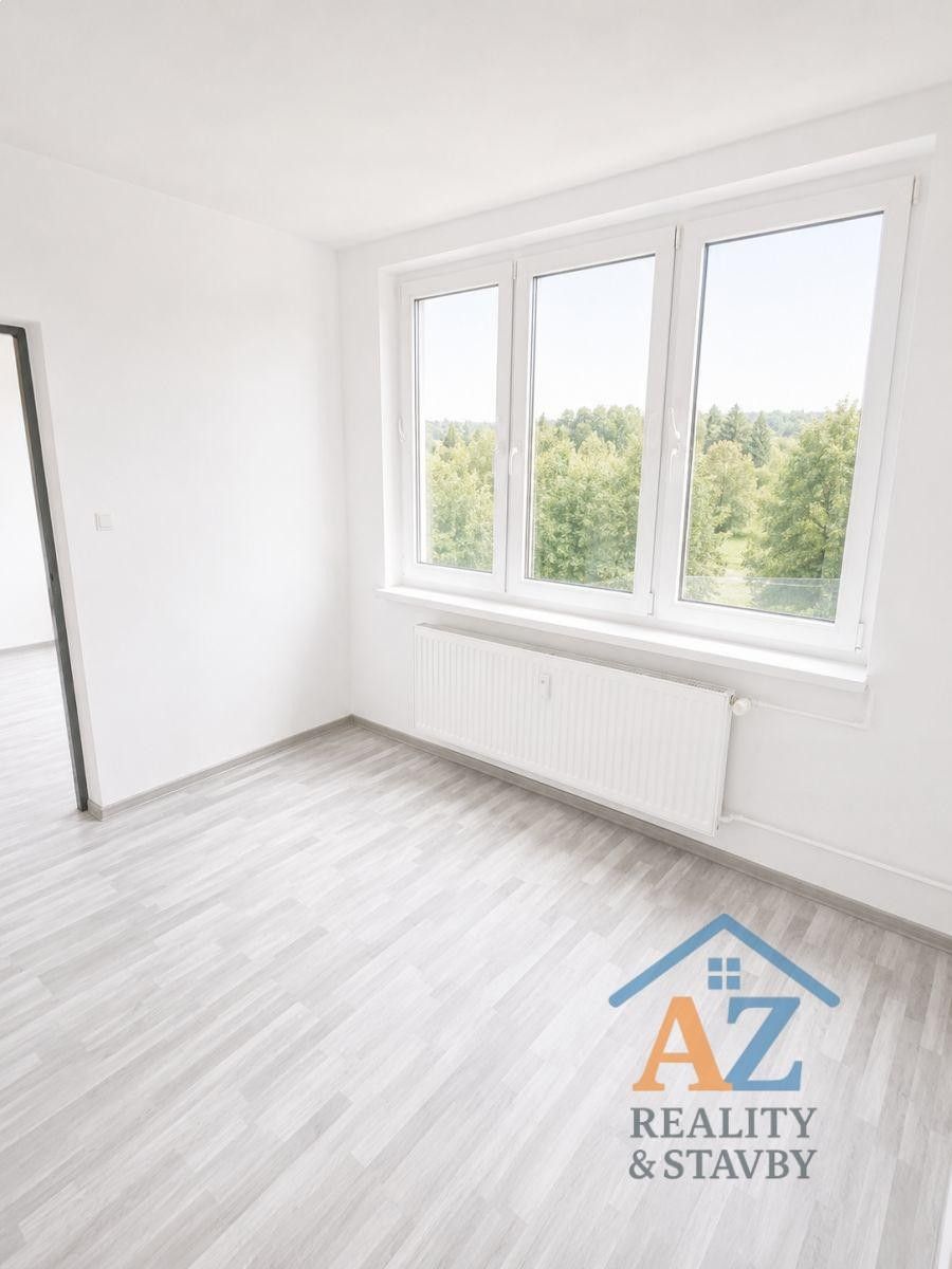 Pronájem bytu 3+1 75 m² - foto 2
