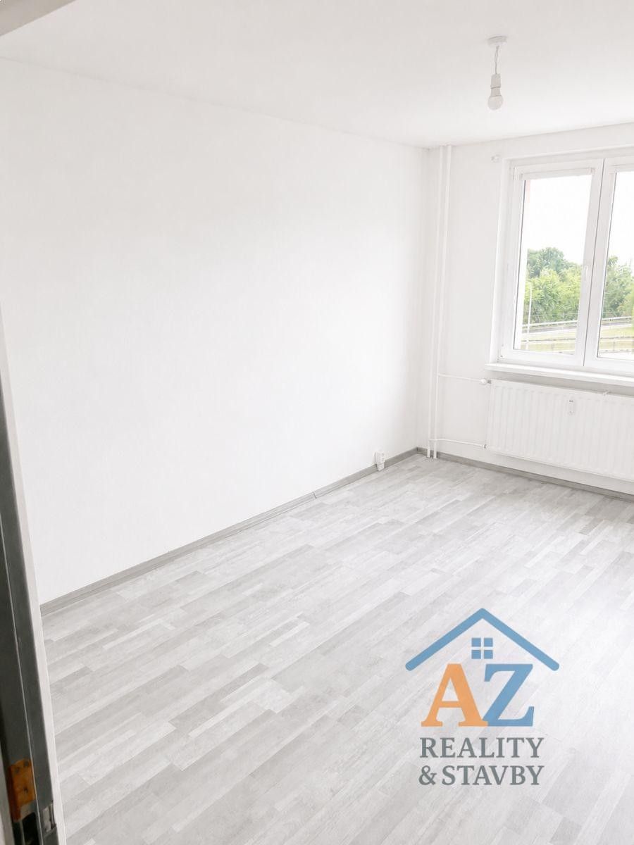 Pronájem bytu 3+1 75 m² - foto 6