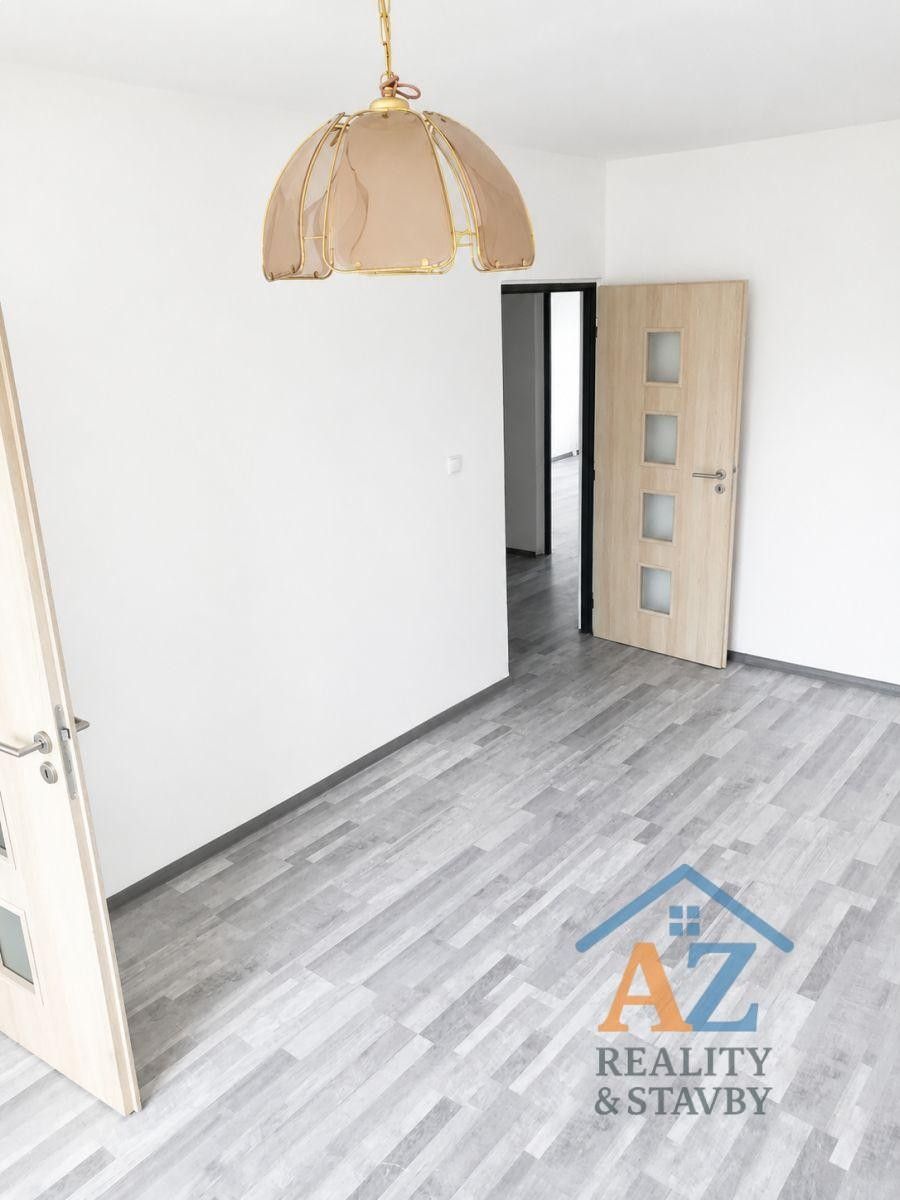 Pronájem bytu 3+1 75 m² - foto 4