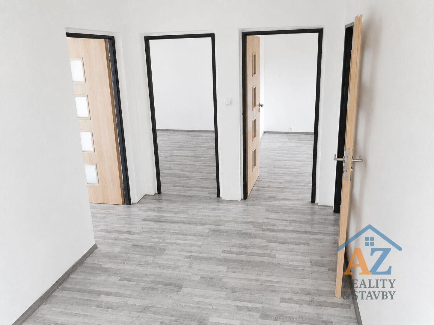 Pronájem bytu 3+1 75 m² - foto 9