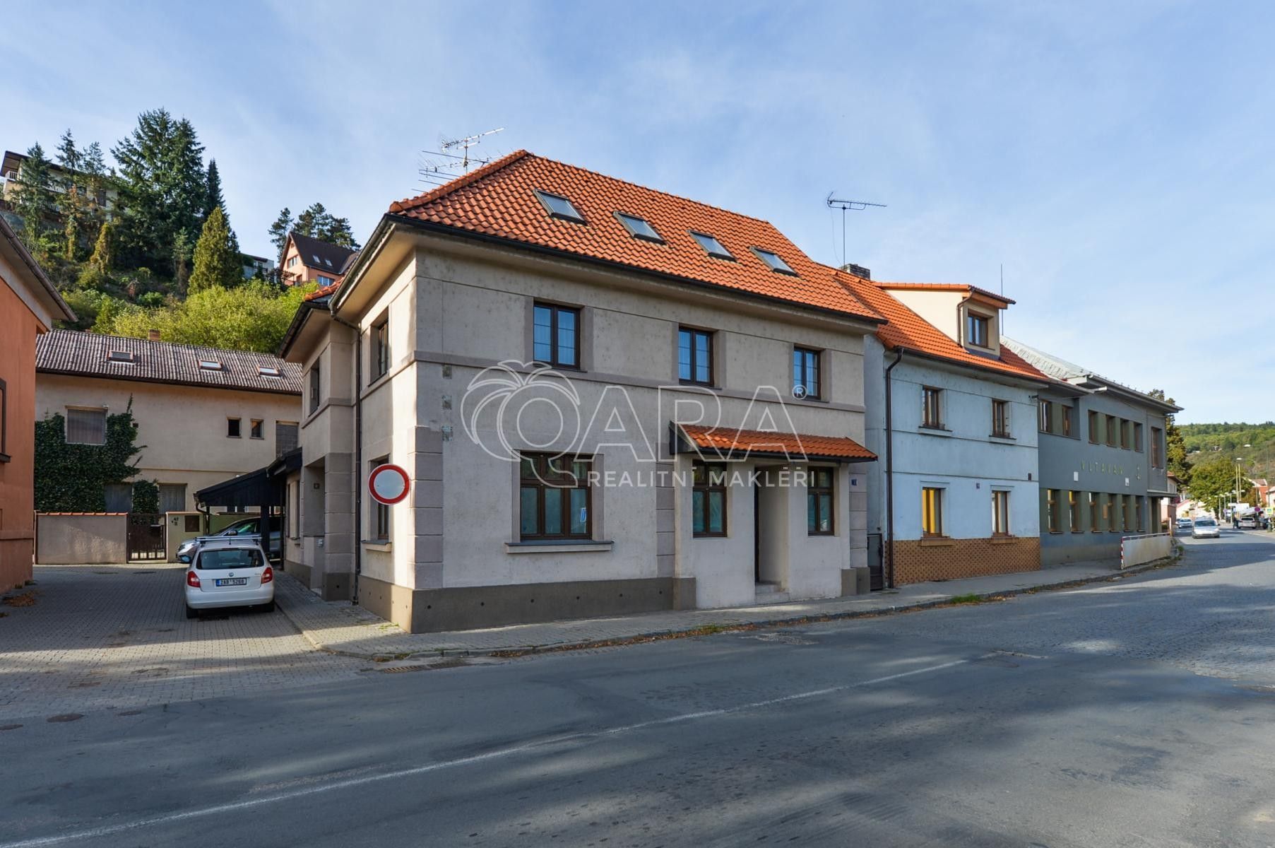 Pronájem bytu 4+1 136 m² - foto 11