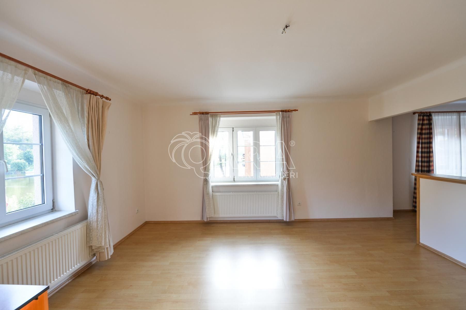 Pronájem bytu 4+1 136 m² - foto 13