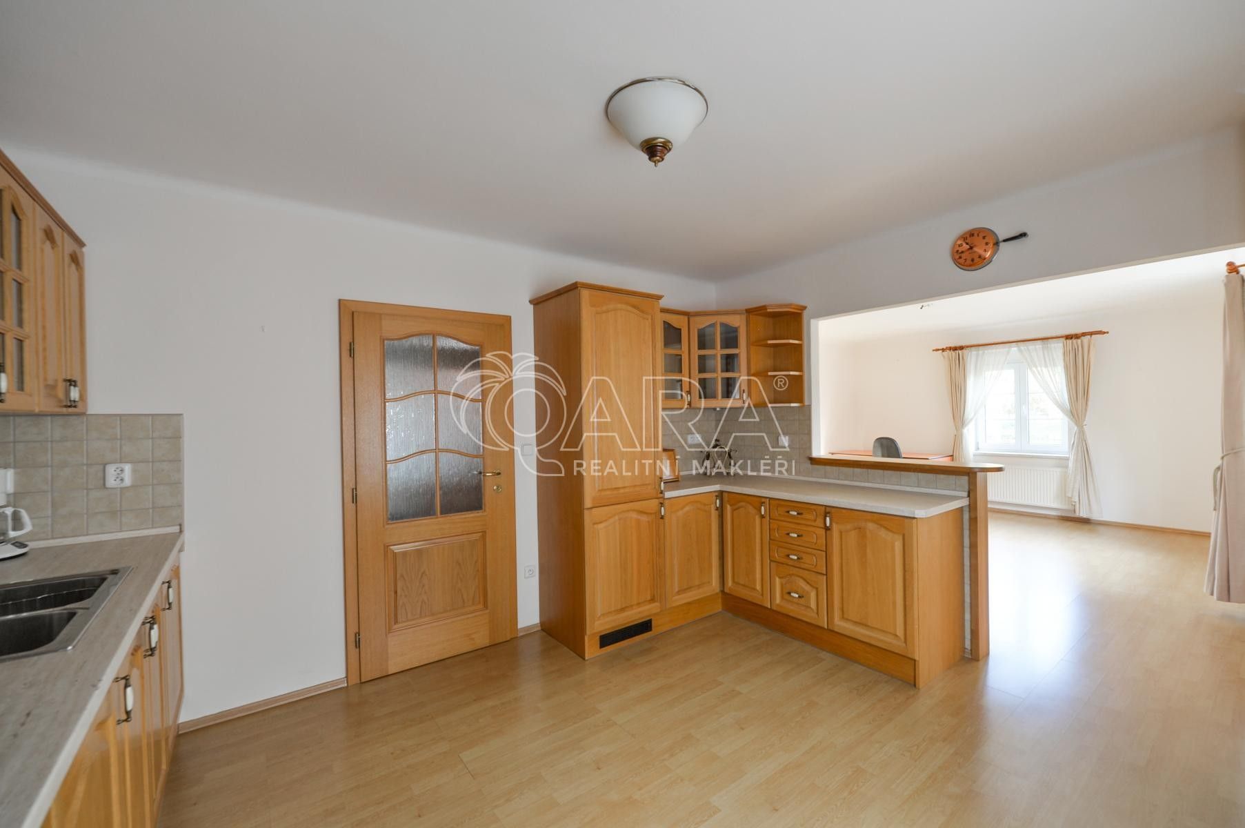 Pronájem bytu 4+1 136 m² - foto 16