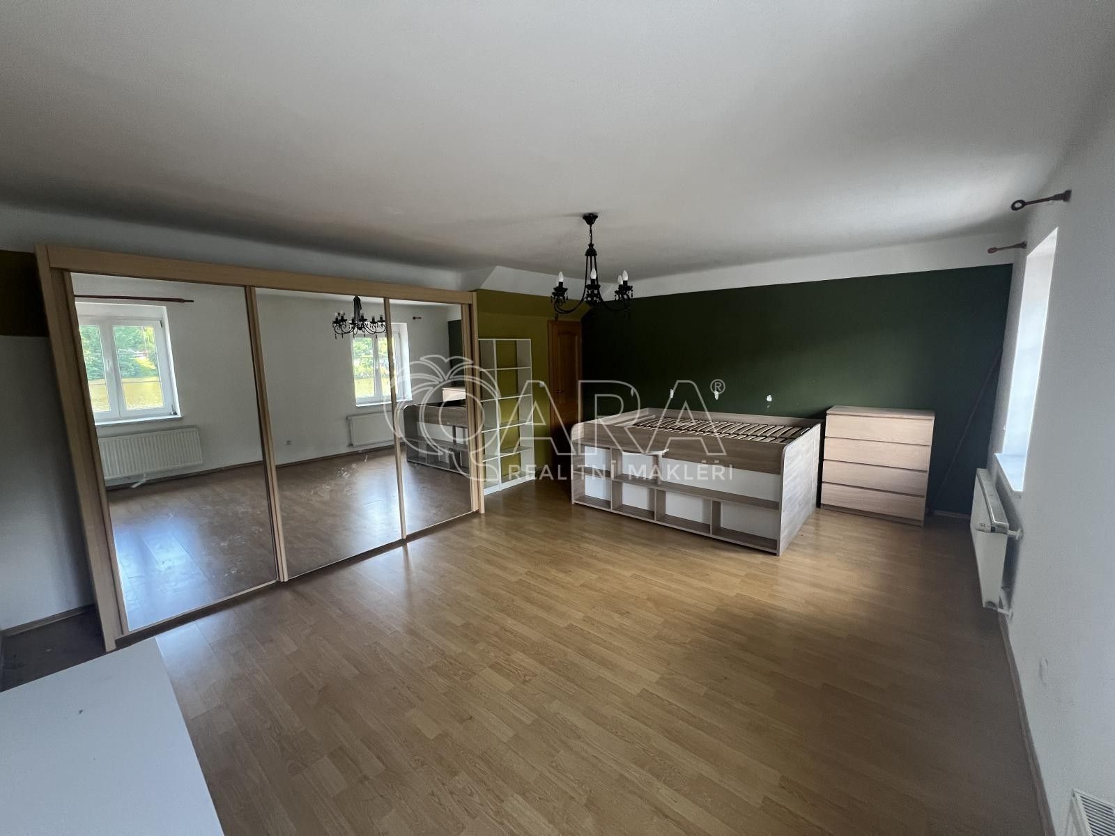 Pronájem bytu 4+1 136 m² - foto 22