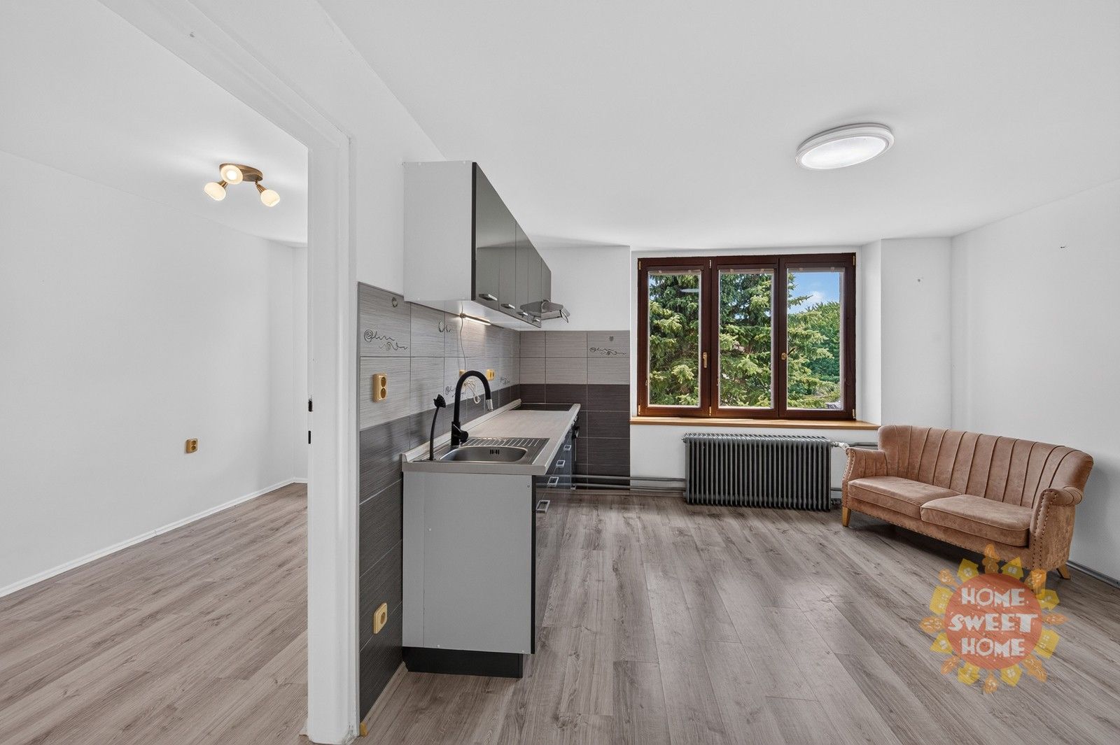 Pronájem bytu 2+1 63 m² - foto 3