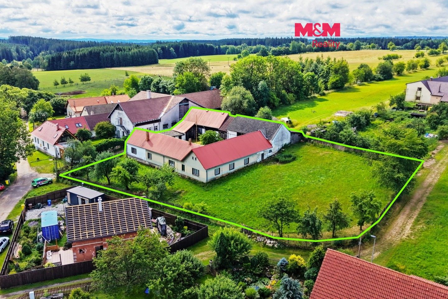Prodej nemovitosti 265 m² - foto 1