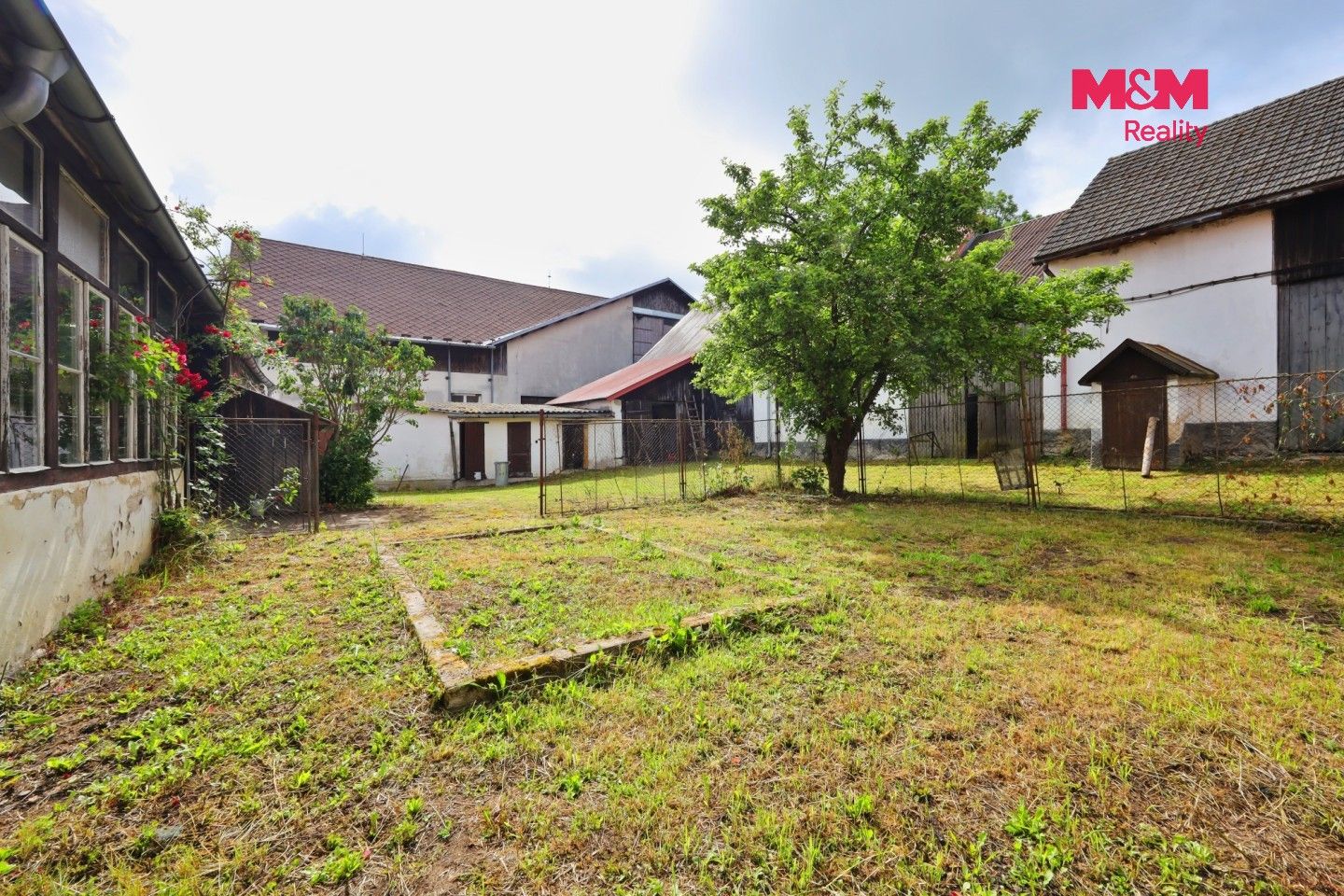 Prodej nemovitosti 265 m² - foto 32