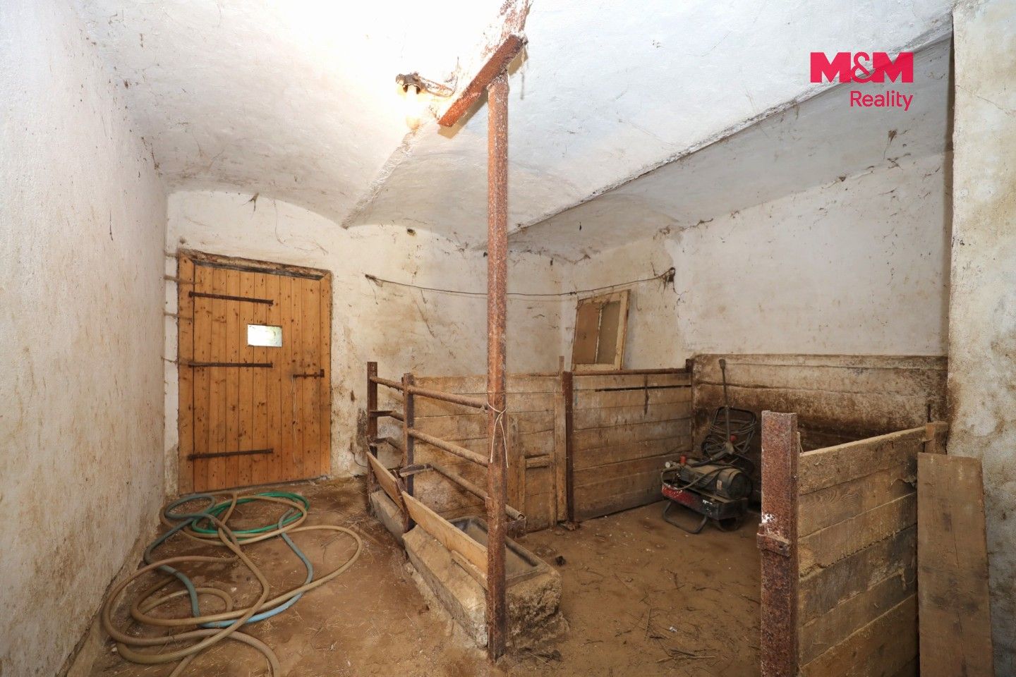 Prodej nemovitosti 265 m² - foto 33