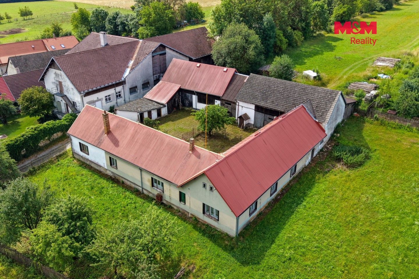 Prodej nemovitosti 265 m² - foto 38