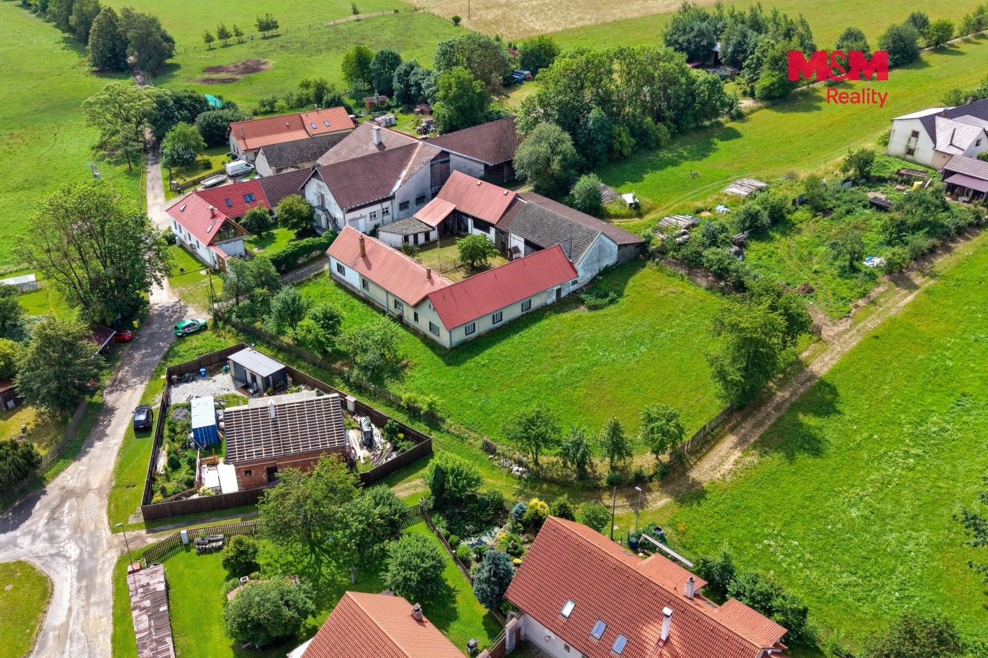 Prodej nemovitosti 265 m² - foto 39
