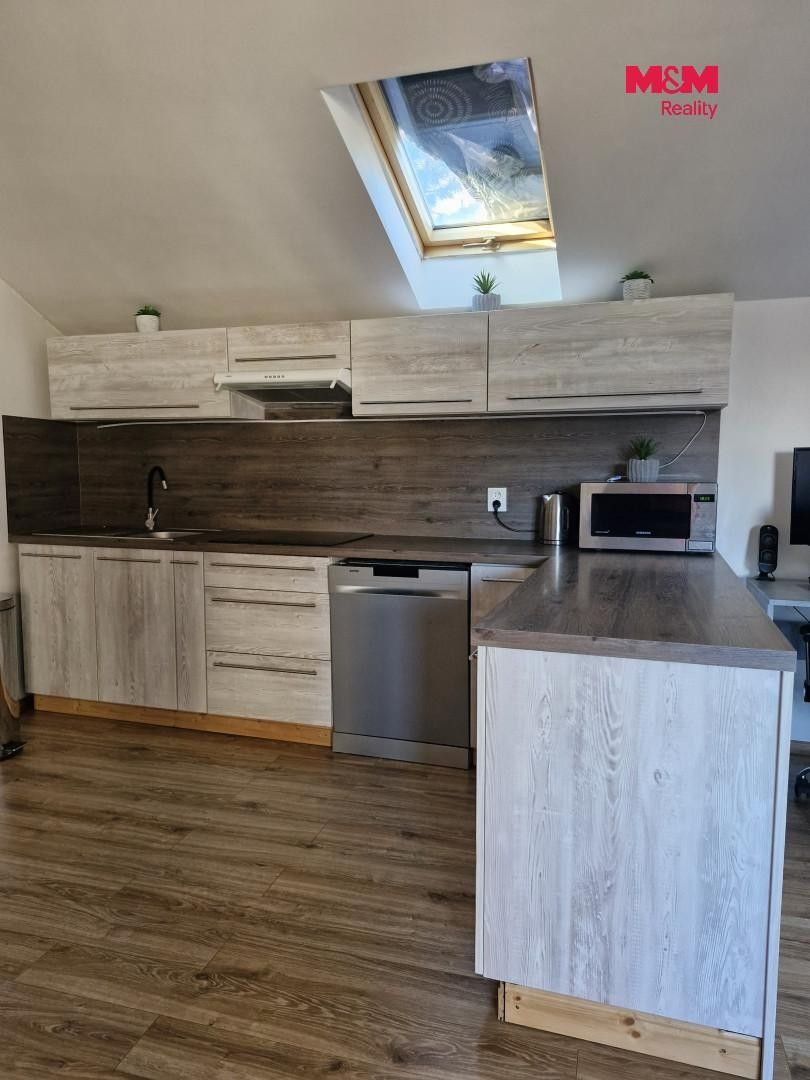 Pronájem bytu 1+kk 62 m² - foto 9