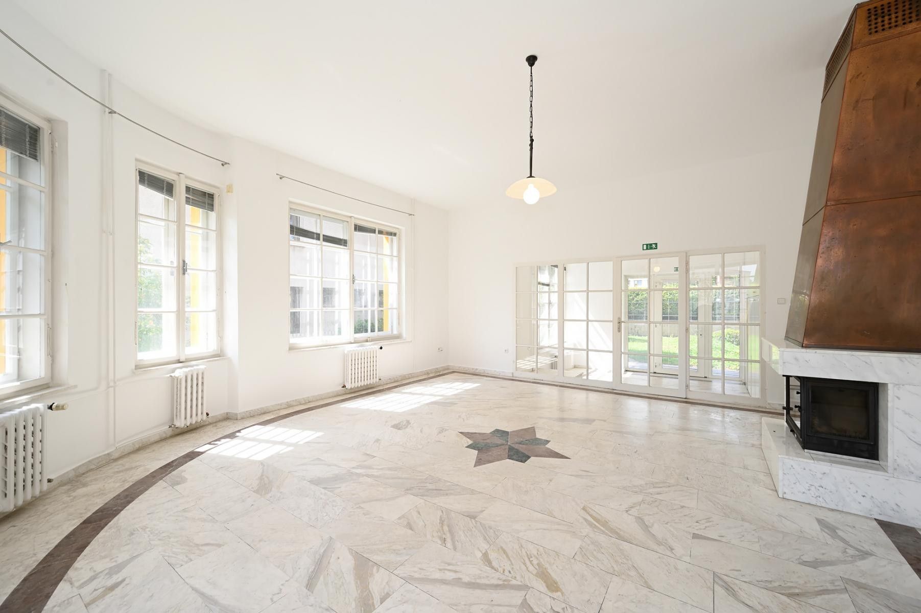 Pronájem komerčního prostoru 454 m² - foto 6