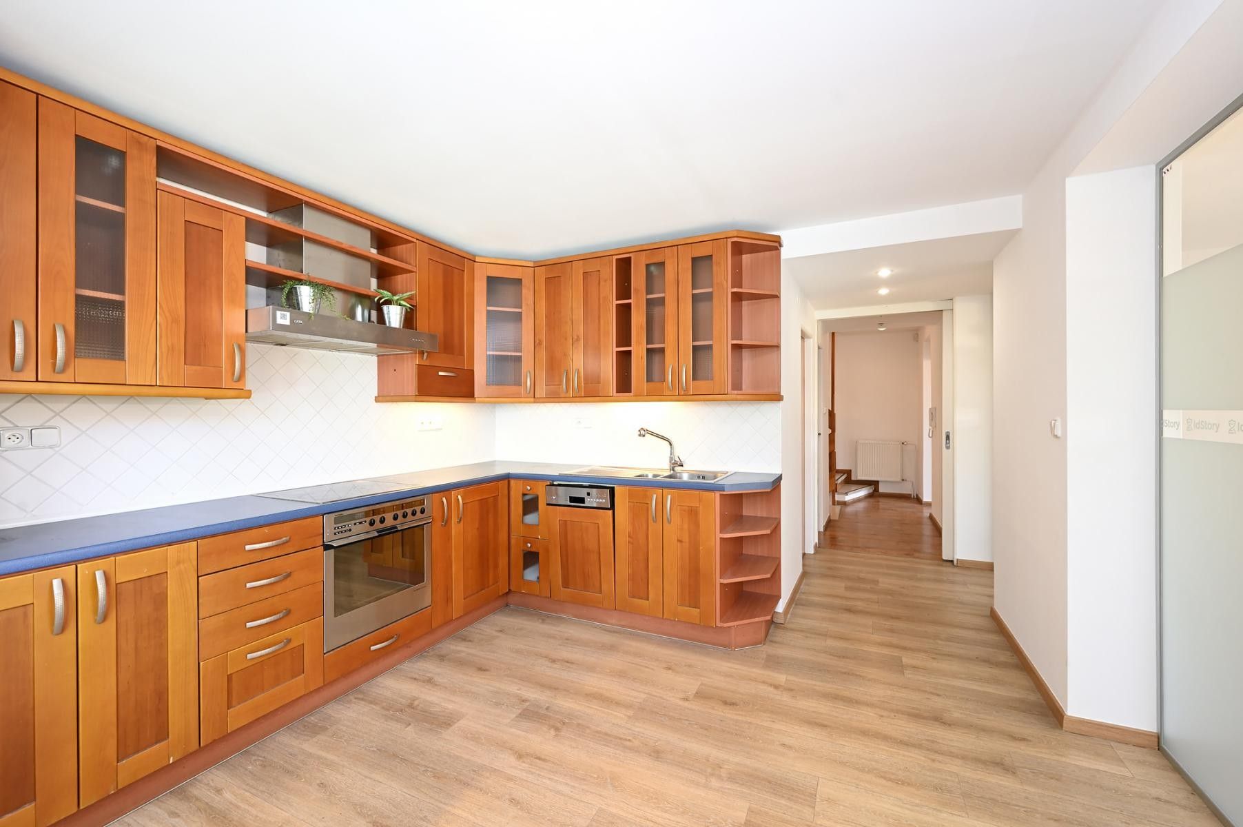Pronájem komerčního prostoru 454 m² - foto 13