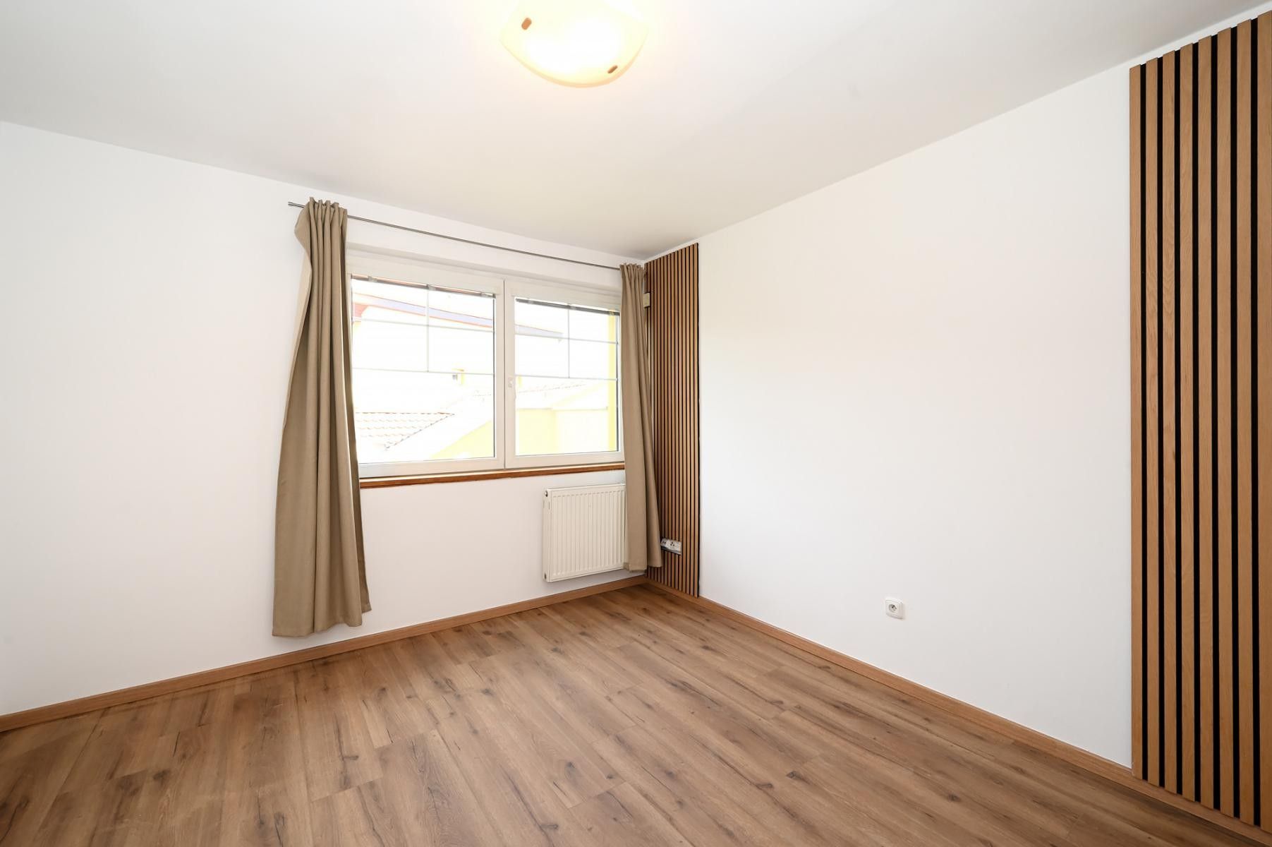 Pronájem komerčního prostoru 454 m² - foto 14