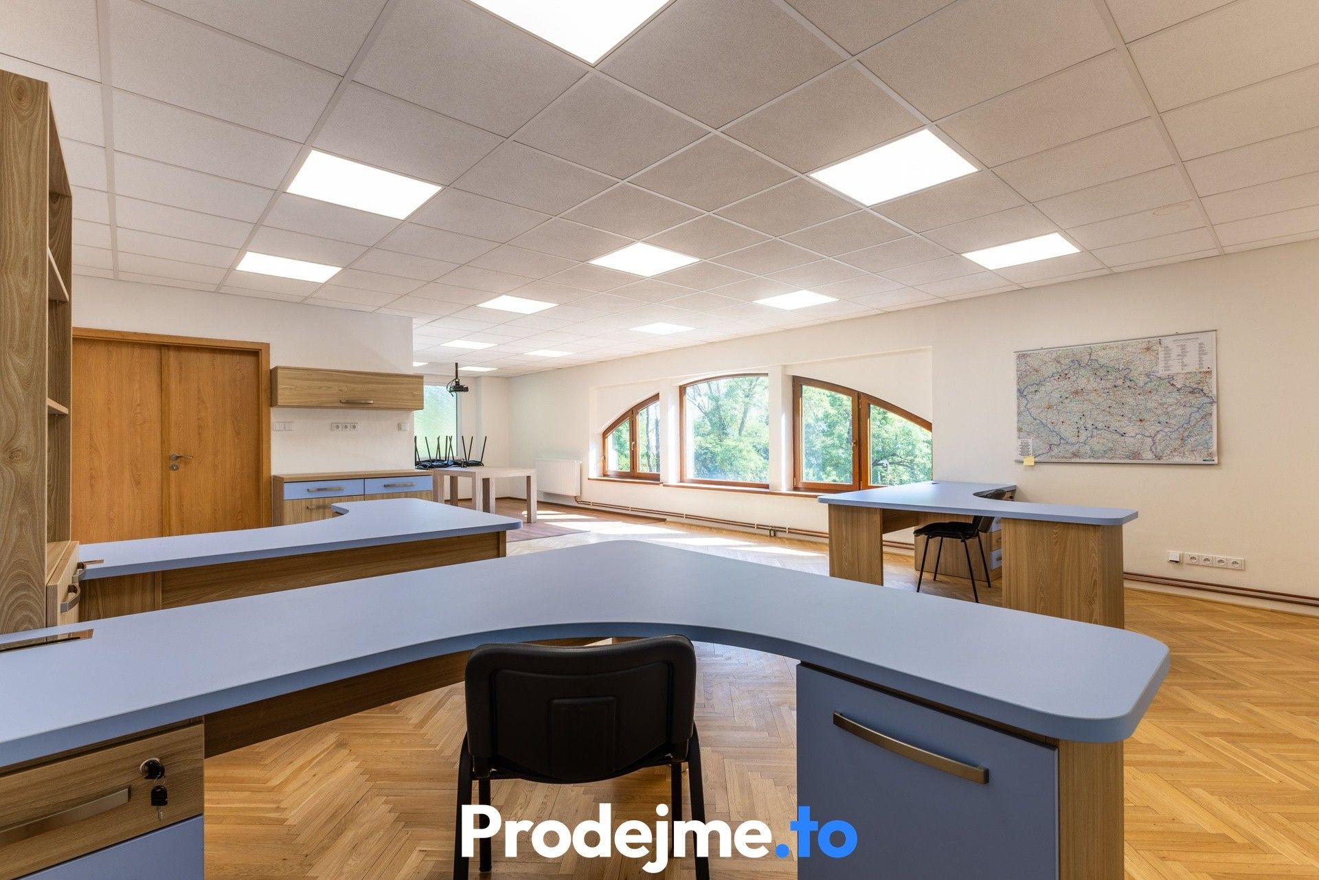Prodej nemovitosti 1000 m² - foto 4