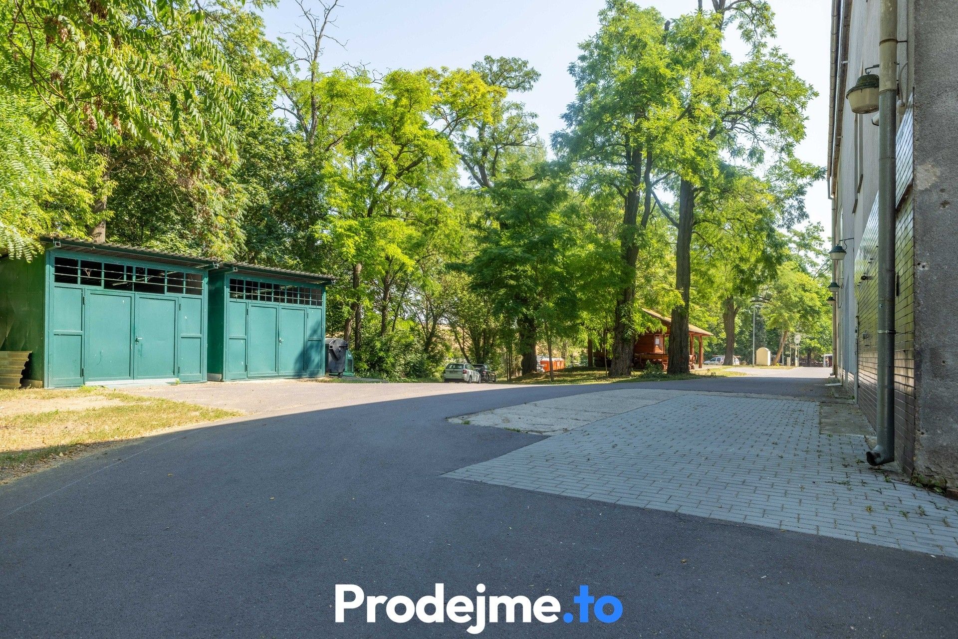 Prodej nemovitosti 1000 m² - foto 30