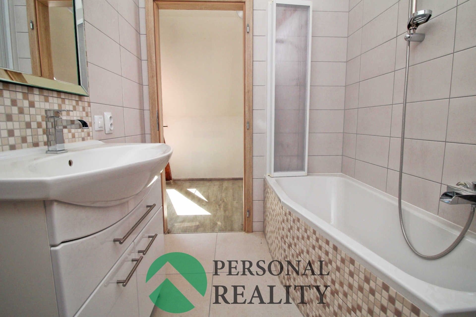 Prodej nemovitosti 130 m² - foto 11
