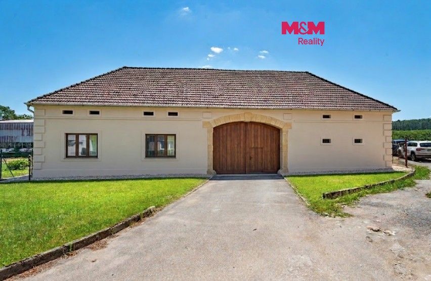 Prodej nemovitosti 163 m² - foto 1