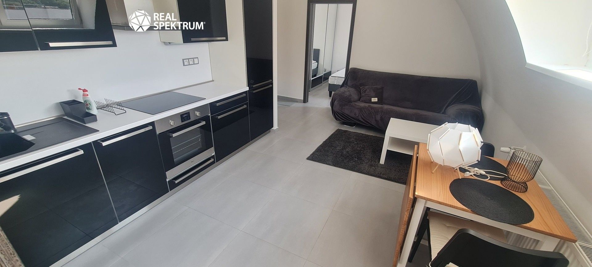 Pronájem bytu 2+kk 36 m² - foto 1
